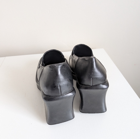 Lower East Side Vintage Y2K Black Platform Chunky Slip-on Shoe Size 6.5